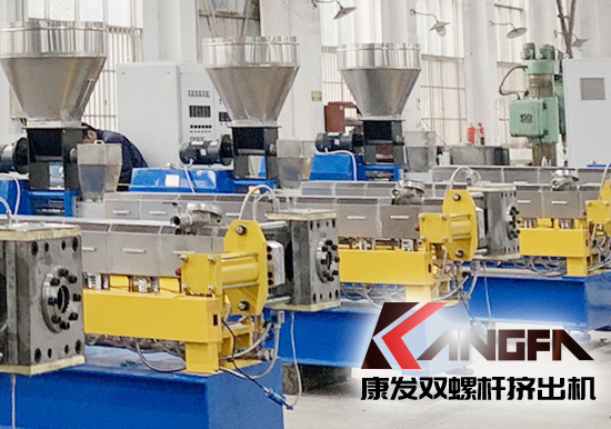 高效、節(jié)能技術(shù)、高性能軟包裝薄膜的需求日趨變高、輔機(jī)配件領(lǐng)域加大研發(fā)力度推動(dòng)整體研發(fā)制造水平的迅猛發(fā)展