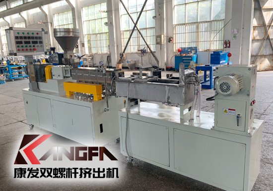 提高螺桿轉(zhuǎn)速、增強塑化及混合能力等提升同向雙螺桿擠出機性能