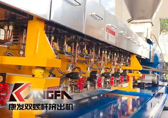 康發(fā)售后服務無止境!客戶水拉條JSH-75雙螺桿抽絲機 普通玻纖增強改性售后維保記