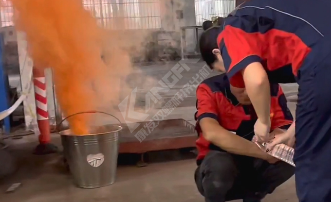 南京康發(fā)雙螺桿造粒機(jī)《火災(zāi)與爆炸事故專項(xiàng)應(yīng)急預(yù)案演練》再次拉開帷幕