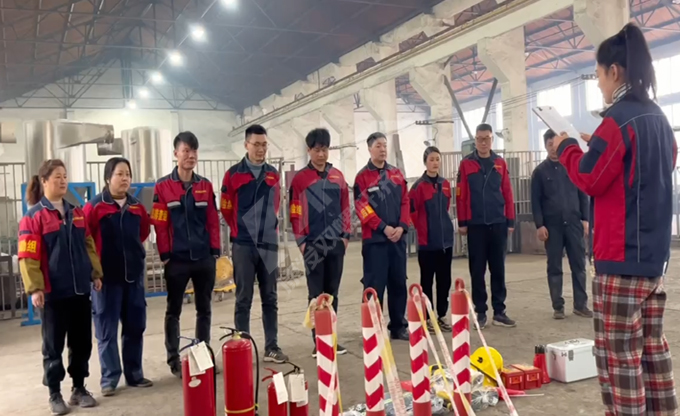 南京康發(fā)雙螺桿造粒機(jī)開展危險化學(xué)品泄露突發(fā)環(huán)境事件現(xiàn)場處置方案及應(yīng)急預(yù)案演練